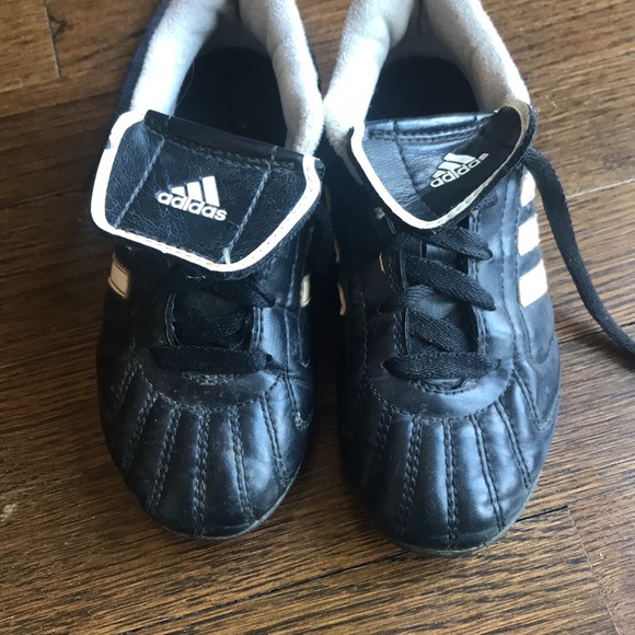 Adidas cleats - Picture 6 of 7